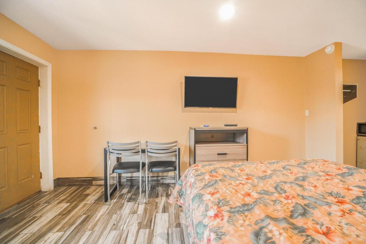 Days Inn By Wyndham アランサス・パス エクステリア 写真