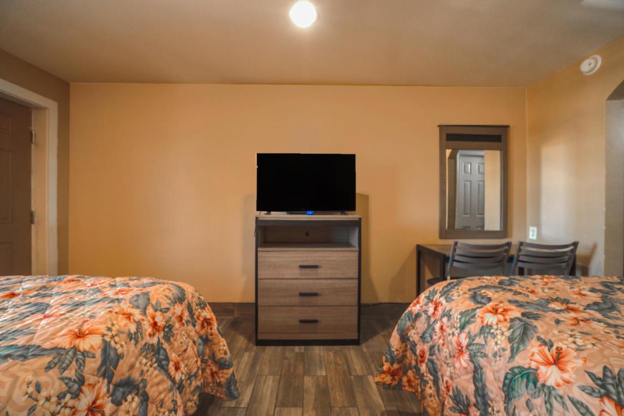 Days Inn By Wyndham アランサス・パス エクステリア 写真