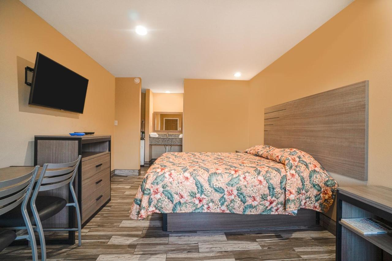 Days Inn By Wyndham アランサス・パス エクステリア 写真